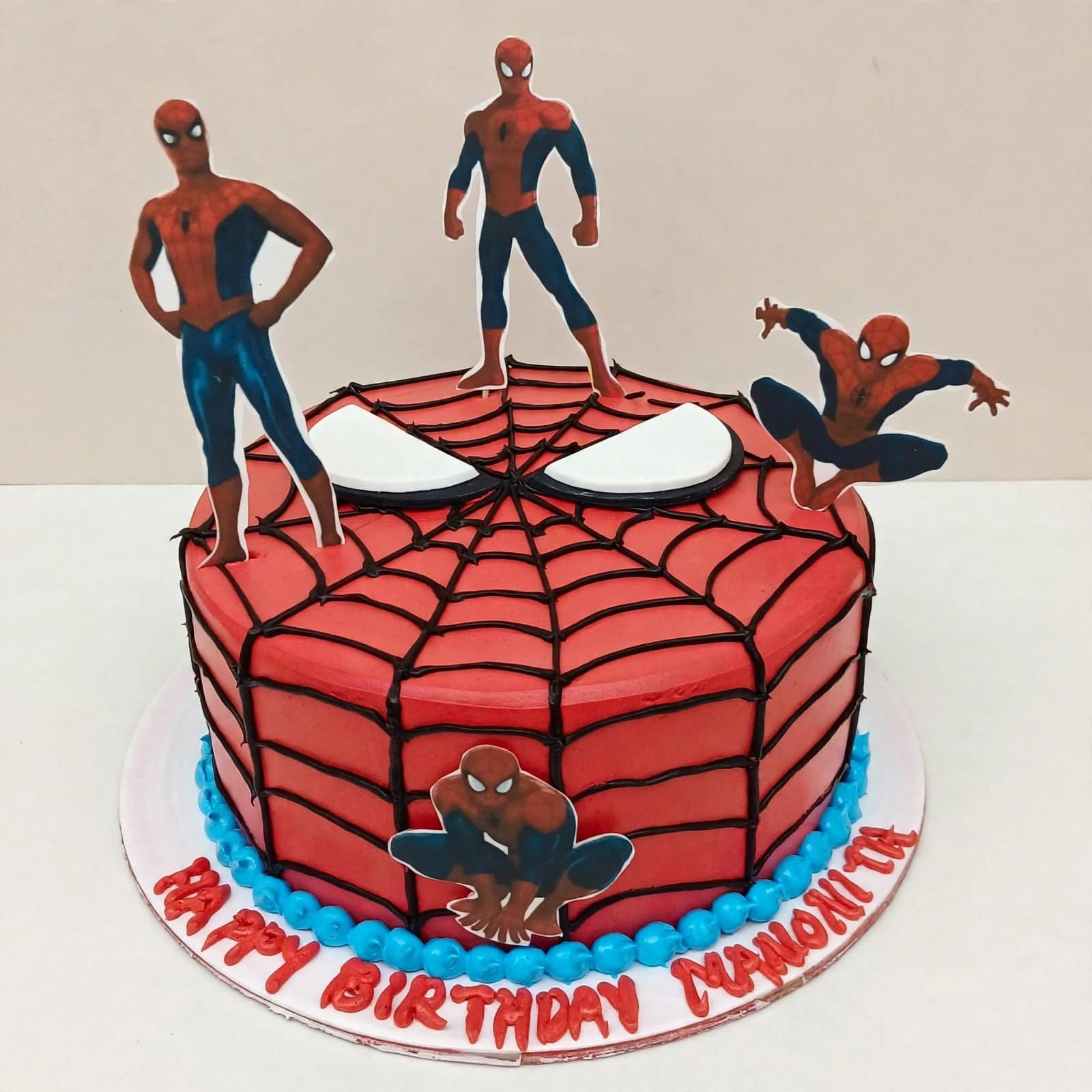 Classic Spider-Man face cake